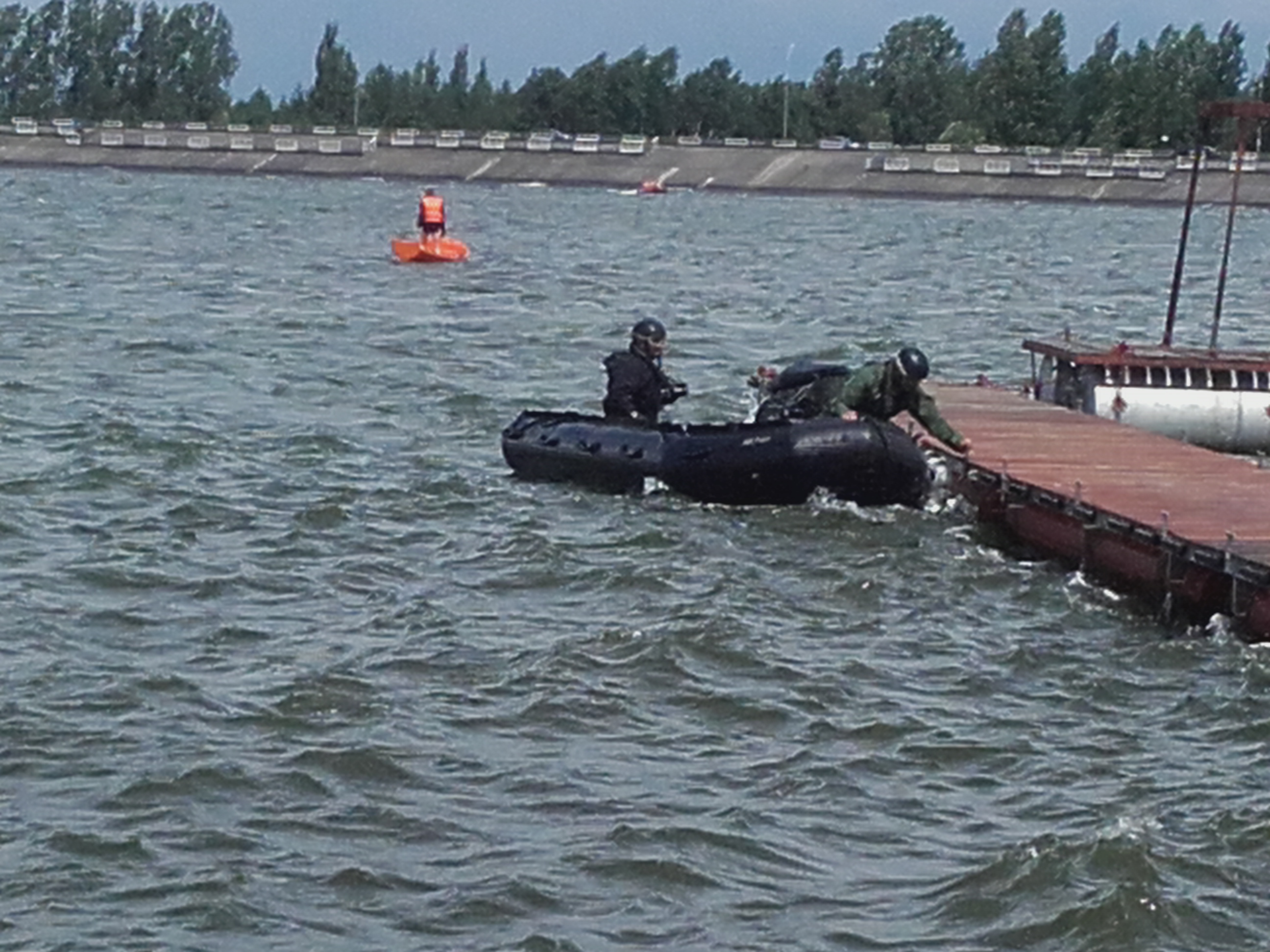 Photo of Kawalerzyści znowu trenowali nad Zalewem [VIDEO]