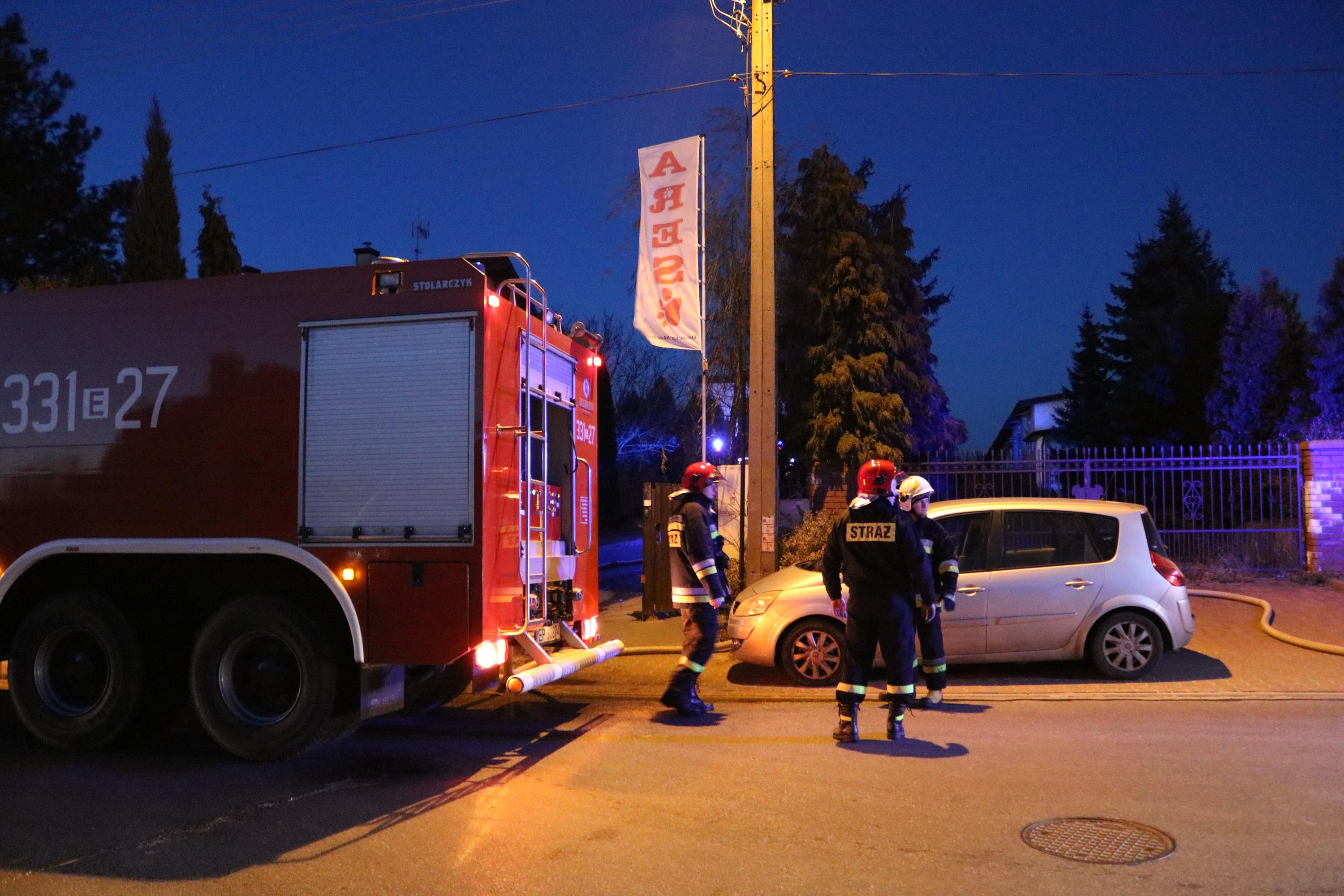 Photo of Pożar hali magazynowej na Twardosławickiej – VIDEO