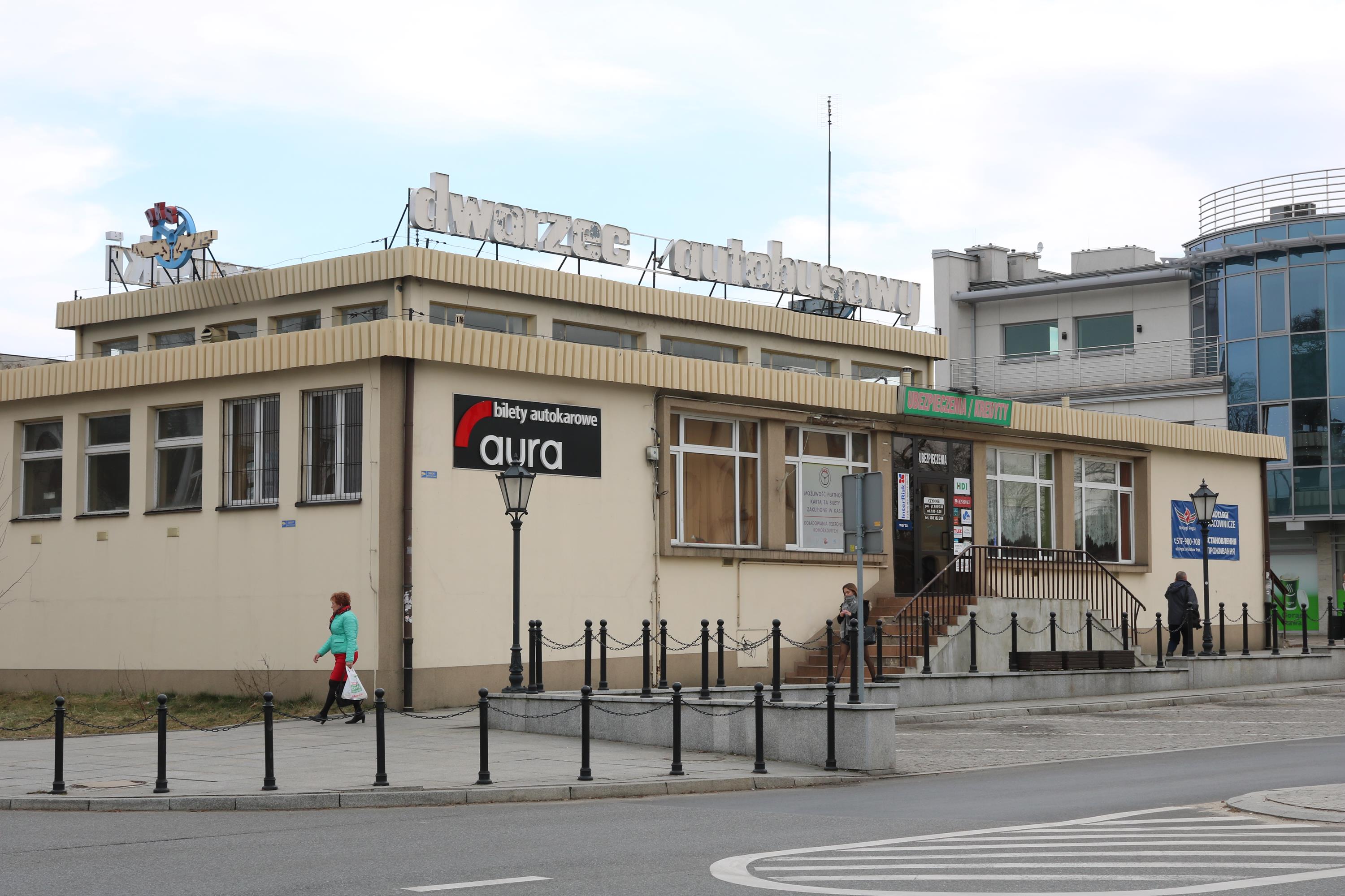 Photo of Dworzec PKS pod młotek. Do sprzedania także baza przy Wolborskiej