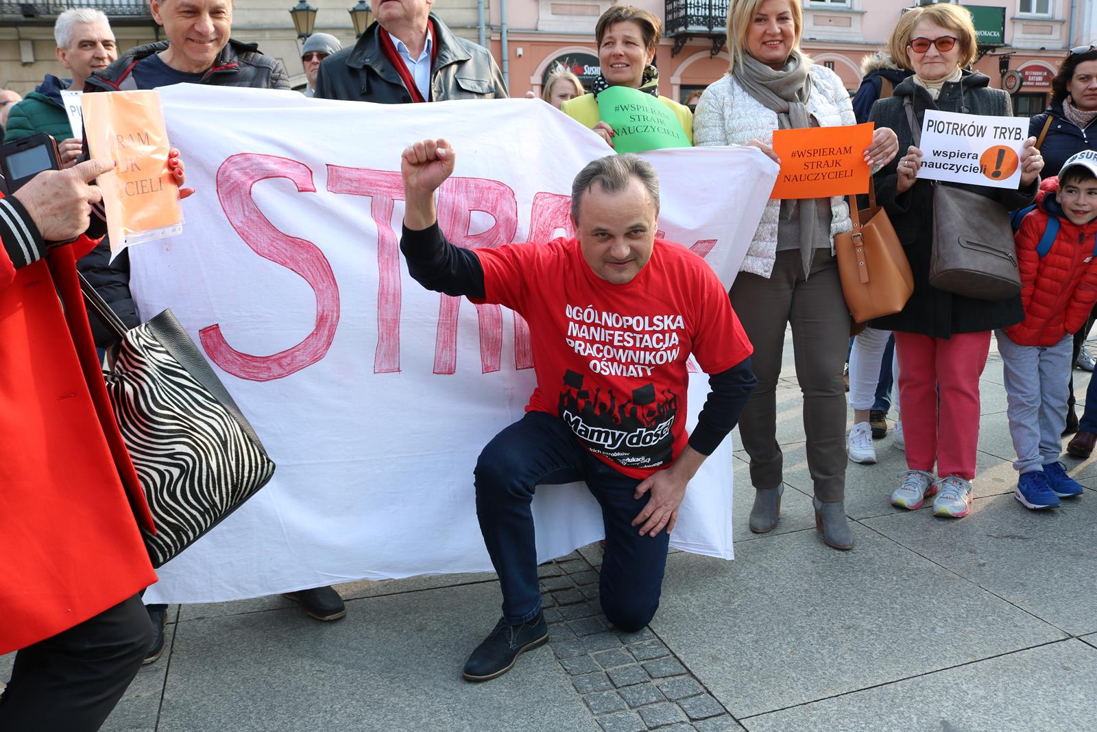 Photo of Poparli strajkujących nauczycieli
