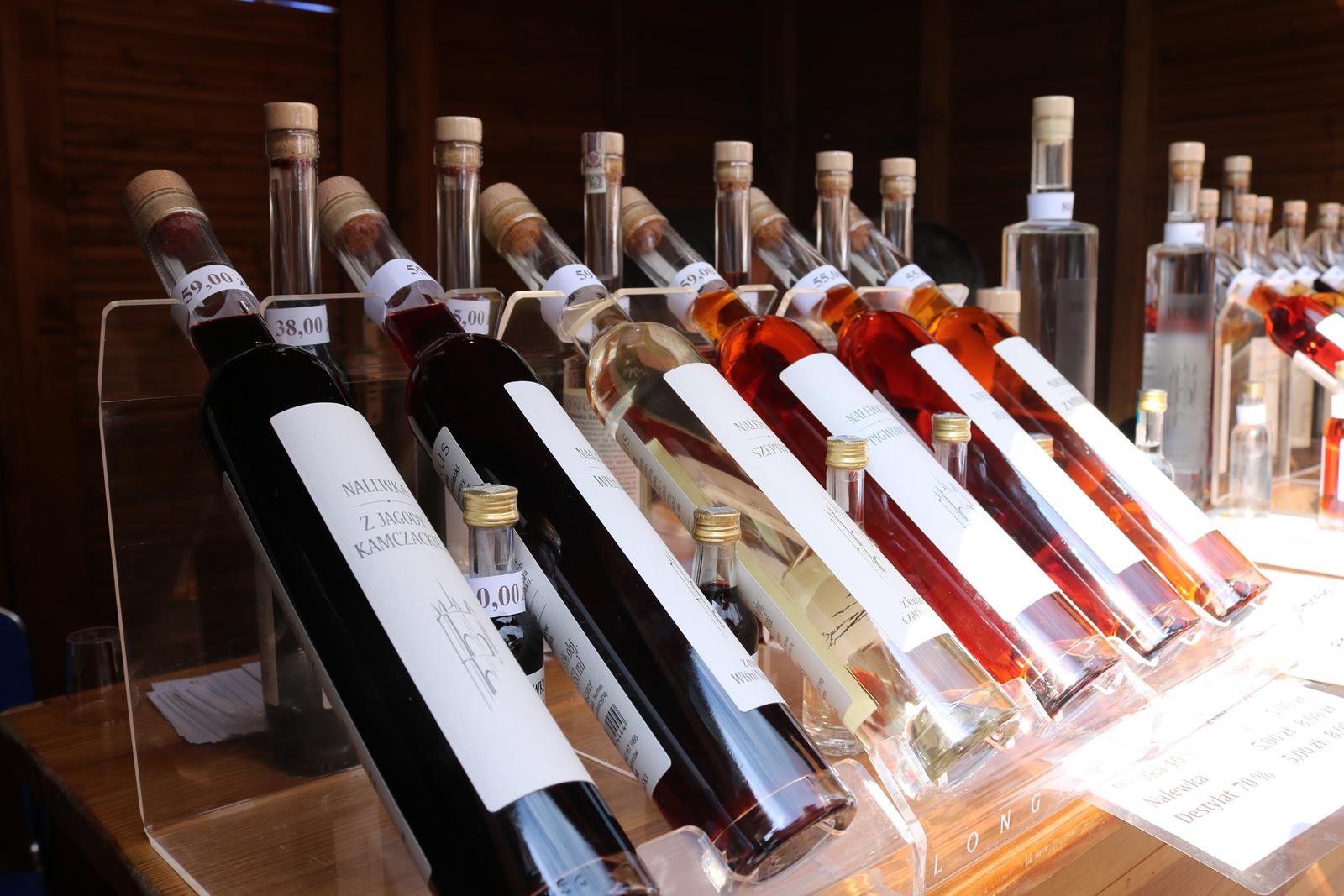 Photo of Nalewka z kwiatu czeremchy nagrodzona podczas Trybunałów Nalewkowych