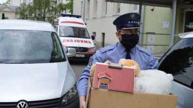 Photo of Wczoraj karma dla zwierząt, dziś zabawki dla dzieci ze szpitala