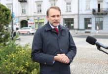 Photo of Rozłam w obozie Morawieckiego. Poseł Grzegorz Lorek niczym syn marnotrawny „wraca” do PiS