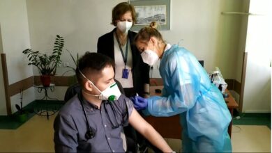 Photo of Pierwsze szczepionki przeciw COVID-19 podane ZDJĘCIA, FILM