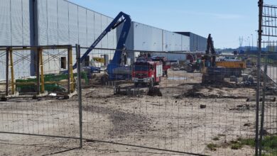 Photo of Utknął  na rusztowaniu. Musieli interweniować strażacy