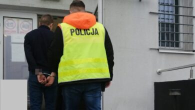 Photo of Seryjny włamywacz z Piotrkowa zatrzymany we Wrocławiu