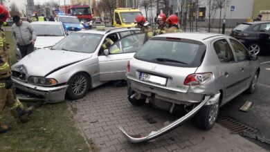 Photo of Staranował auta na parkingu – kierowca był pijany – AKTUALIZACJA