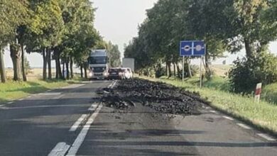 Photo of Jezdnię blokował ładunek z oczyszczalni ścieków? – FILM