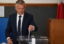 Photo of Wojewoda wzywa do wygaszenia mandatu radnego Przemysława Winiarskiego. Chodzi o usługi koronera