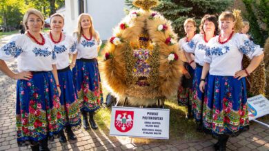 Photo of Wieniec dożynkowy z powiatu piotrkowskiego będzie reprezentował Łódzkie na Dożynkach Prezydenckich