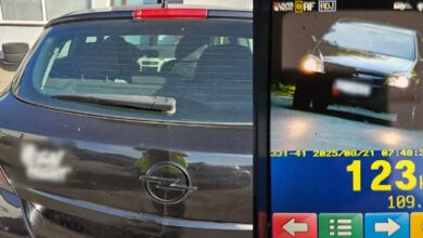 Photo of O ponad 70 km/h za szybko. 23-latek równie szybko stracił prawo jazdy