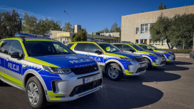 Photo of Nowy radiowóz dla piotrkowskich policjantów