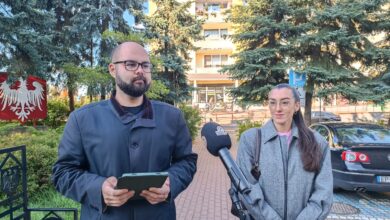 Photo of Partia Razem złożyła petycje w Urzędzie Miasta. Chcą ułatwień dla osób z niepełnosprawnościami