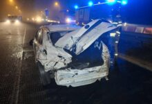 Photo of Zderzenie dwóch osobówek na Bawełnianej i rozbita taksówka na S8