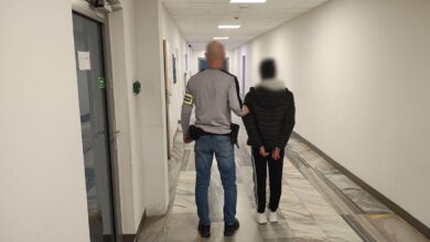 Photo of Ukradła skarbonkę z pieniędzmi ze zbiórki dla  5-letniej dziewczynki chorej na autyzm i mózgowe porażenie dziecięce