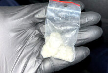 Photo of Ukrył w bluzie torebkę z mefedronem. Grożą mu 3 lata więzienia