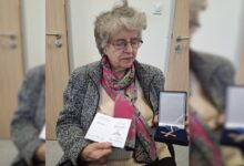 Photo of Niezwykła skromność i wielkie serce. Pani Jadwiga ze Srocka odznaczona medalem od Ministra Kultury