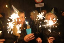 Photo of Sylwester w Piotrkowie – mieszkańcy hucznie witali nowy rok na sylwestrowej potańcówce