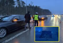 Photo of 6 pojazdów uszkodzonych przez wyrwę w drodze na S8