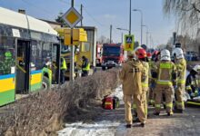 Photo of Zderzenie ciężarówki z emzetką. Osiem osób poszkodowanych