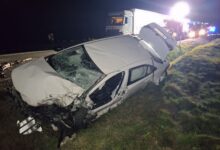 Photo of Czołowe zderzenie osobówki z TIRem w Jaksonku