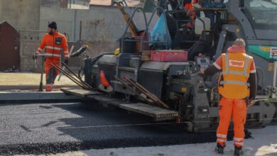 Photo of Trwa układanie nawierzchni na rondzie ks. Pecolta i ul. Wolborskiej