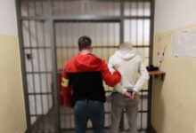 Photo of Narkotyki w piekarniku i pod sufitem. 24-latek ukrywał niemal pół kilograma zakazanych substancji