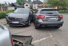 Photo of Miał prawie 2 promile alkoholu i rozbił na parkingu kilka samochodów