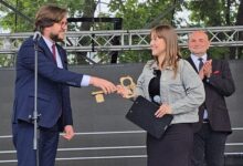 Photo of Studenci odebrali klucz do bram miasta i przejęli władzę nad Piotrkowem. Ruszyły Juwenalia 2026