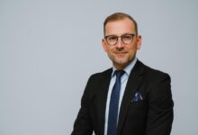 Photo of Mieszkaniec Piotrkowa na czele kolejowej spółki. Radosław Groblewski prezesem WARS S.A. na kolejną kadencję