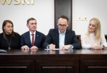 Photo of Minister Dariusz Klimczak podpisał w Piotrkowie ważną umowę dla regionu