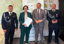 Photo of To już pewne – Sulejów zyska nowe szlaki, wieżę widokową i wóz strażacki. Właśnie podpisano umowy