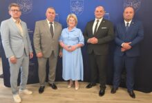 Photo of Zarząd Powiatu Piotrkowskiego z wotum zaufania i absolutorium