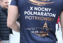Photo of Za nami wyjątkowy, nocny bieg w Piotrkowie. Sportowcy rywalizowali w strugach deszczu