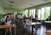 Photo of Szkoła Podstawowa w Ręcznie z najlepszym wynikiem w powiecie! Egzamin ósmoklasisty zdany na szóstkę