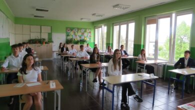 Photo of Szkoła Podstawowa w Ręcznie z najlepszym wynikiem w powiecie! Egzamin ósmoklasisty zdany na szóstkę