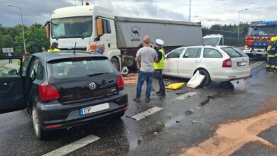 Photo of DK12 zablokowana po zderzeniu trzech pojazdów
