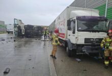 Photo of Wypadek na autostradzie A1. Droga w kierunku Katowic jest całkowicie zablokowana