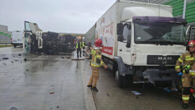 Photo of Wypadek na autostradzie A1. Droga w kierunku Katowic jest całkowicie zablokowana
