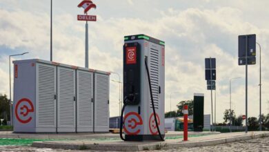 Photo of Na A1 w okolicy Piotrkowa ORLEN uruchomił pierwszą w kraju szybką stację ładowania samochodów ciężarowych