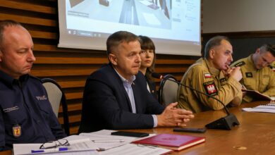 Photo of Bezpieczeństwo najważniejszą kwestią – spotkanie z dyrektorami szkół w magistracie